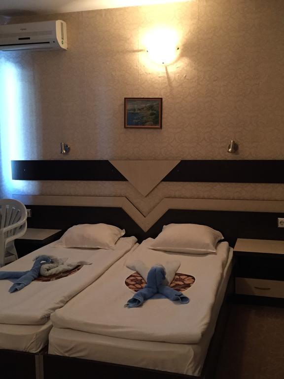 Elvira Hotel Ravda Pokoj fotografie