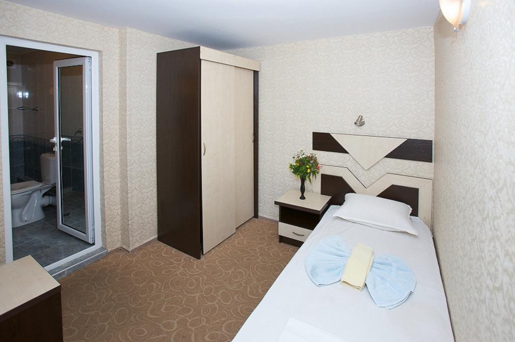 Elvira Hotel Ravda Pokoj fotografie