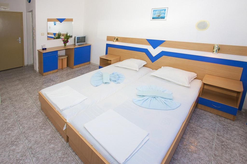 Elvira Hotel Ravda Pokoj fotografie